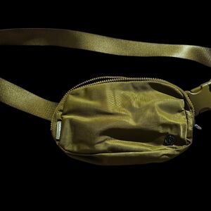 Lululemon Burnt Caramel Everywhere Belt Fanny Pack (Color Is A Pretty Bronze)